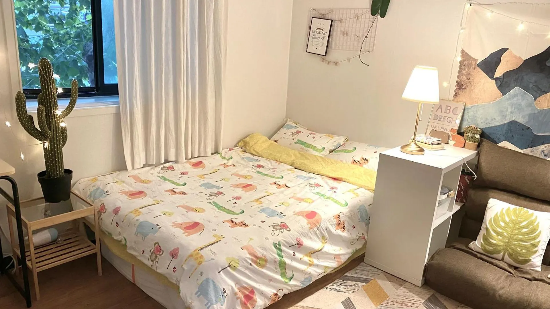 Amazing Room Hongdae Guesthouse Сеул Проживание в семье